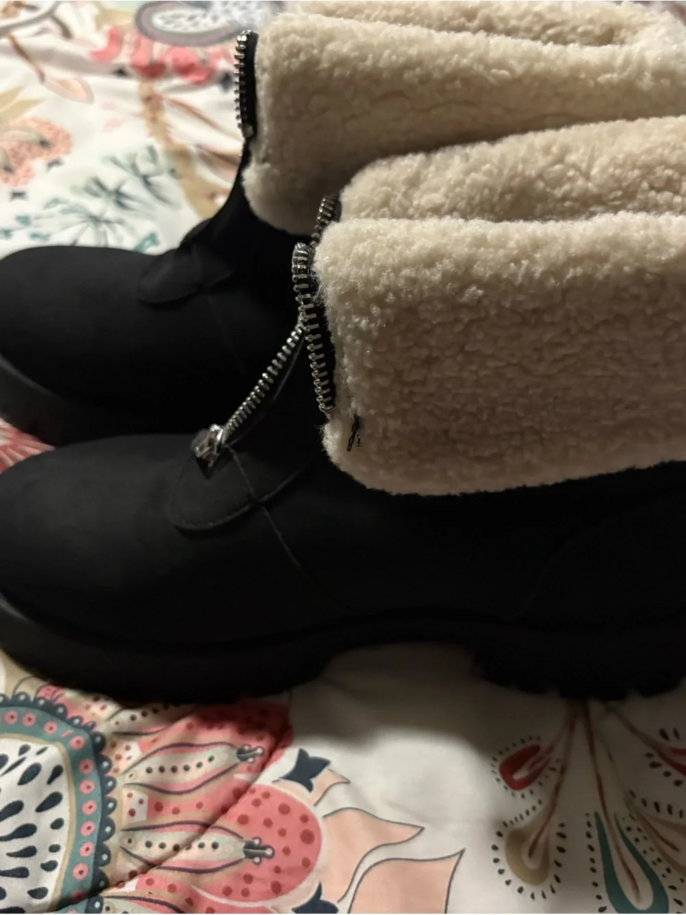 Women Black Faux-Fur Lined Zip-Up Boots